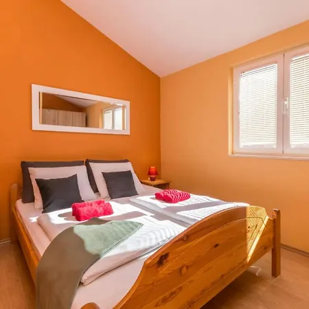 Julia - Two Bedroom 1 *